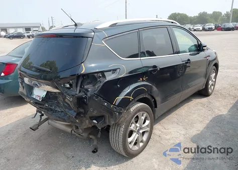 2016 Ford Escape Titanium из США, поврежденный, VIN 1FMCU9J91GUA78207